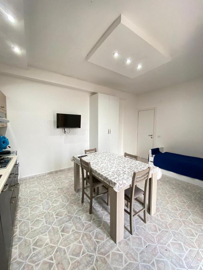 Serra Marina Rooms And Apartments Санта Мария ди Кастелабате Екстериор снимка